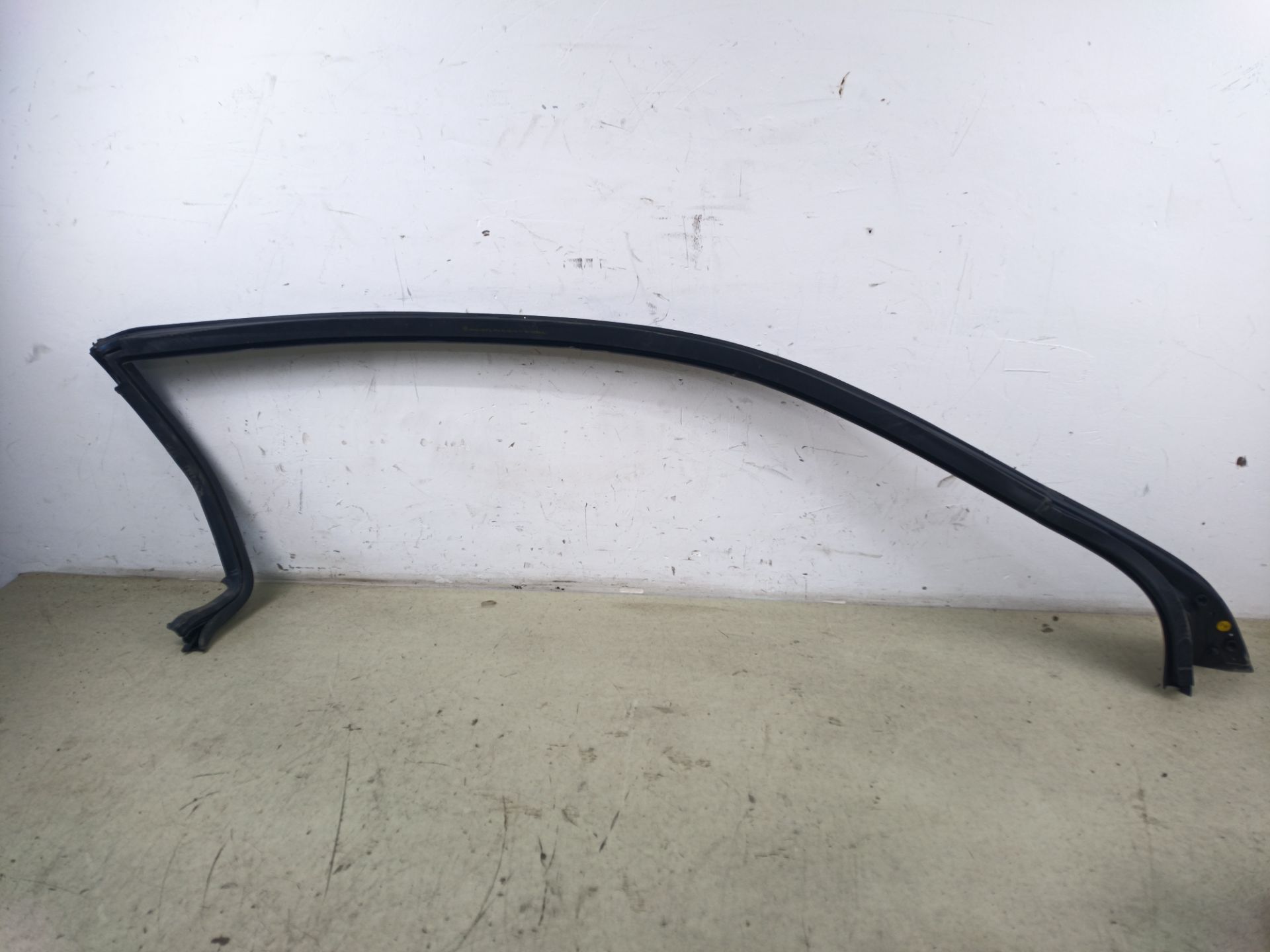 GOMAS CONTORNO PUERTA Volkswagen Scirocco (137)