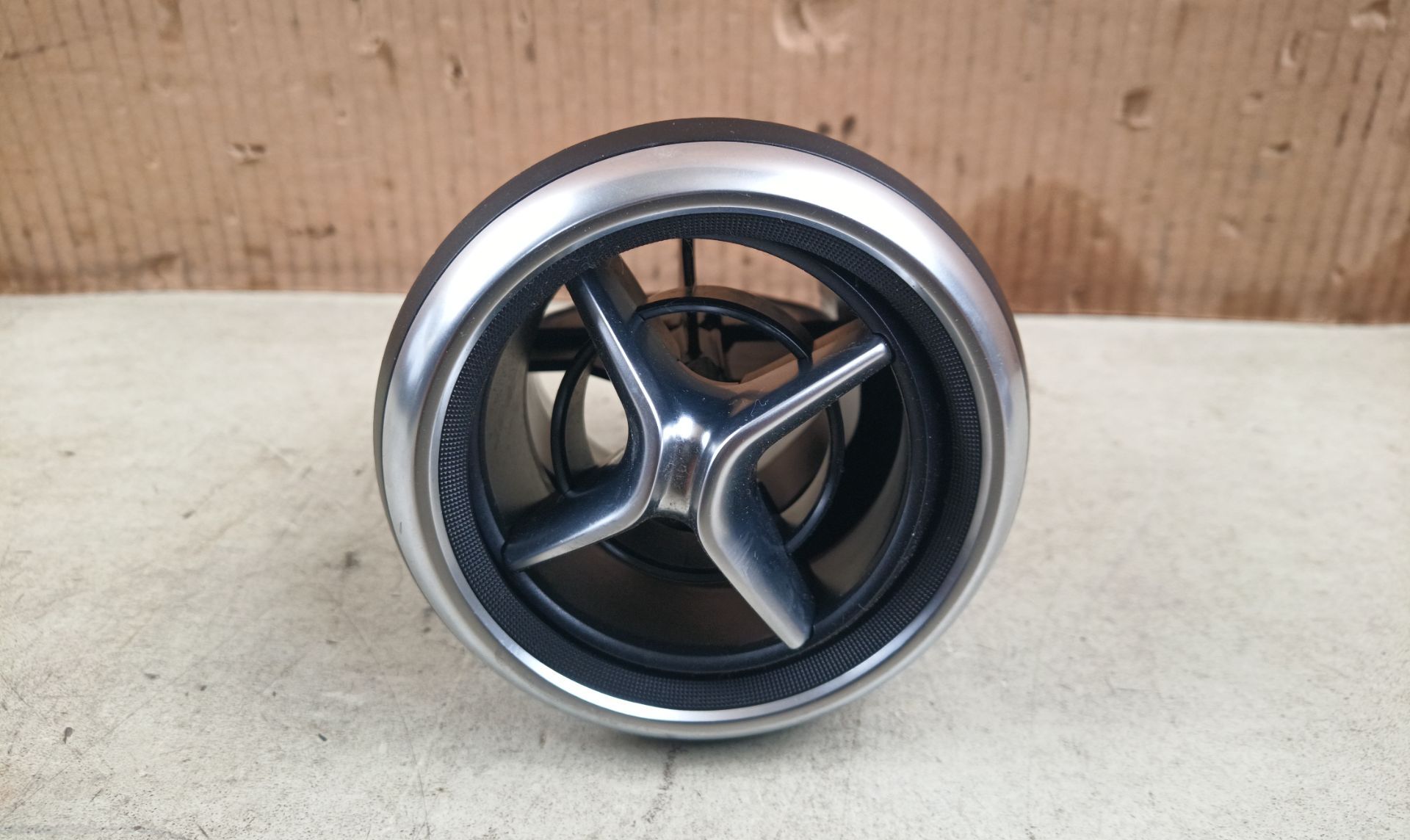 REJILLA AIREADORA Mercedes-Benz A (BM 176)
