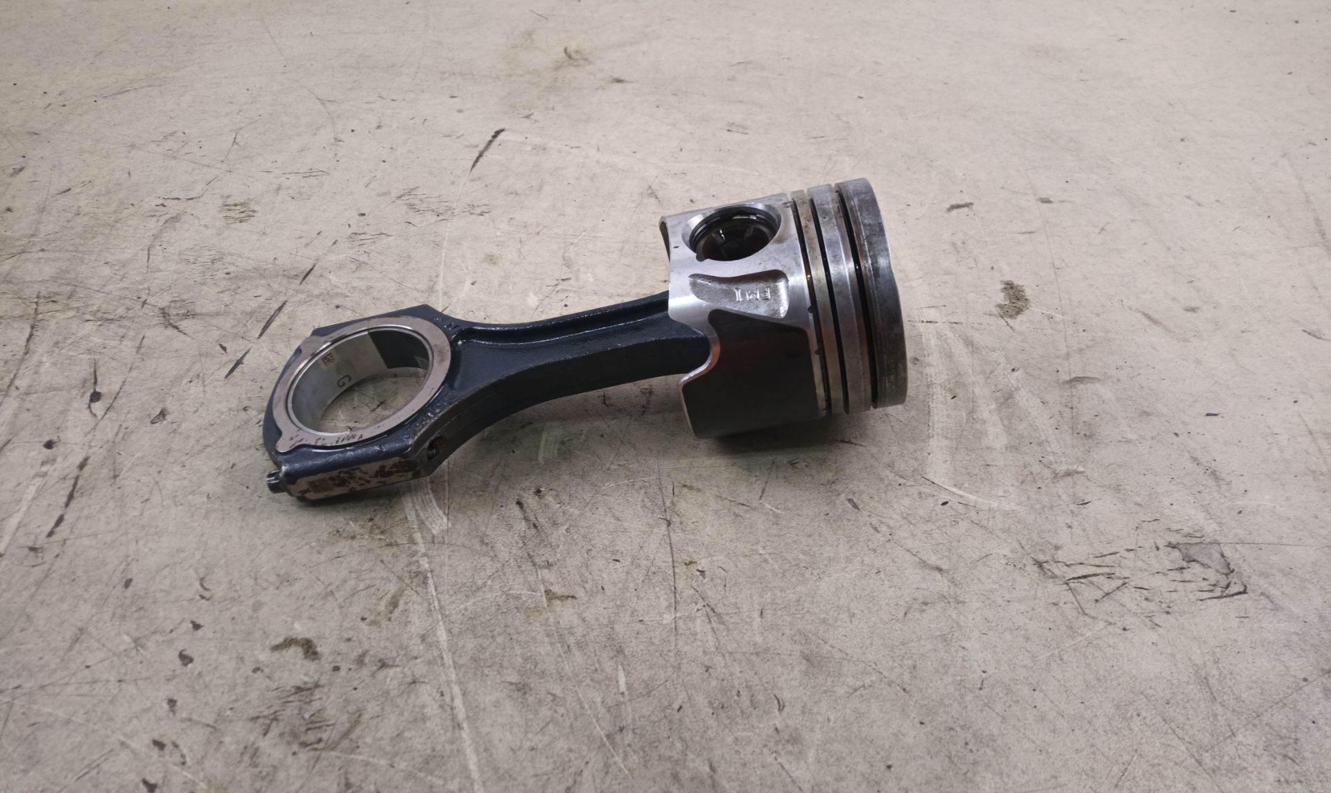 PISTON Mercedes-Benz A (BM 176)