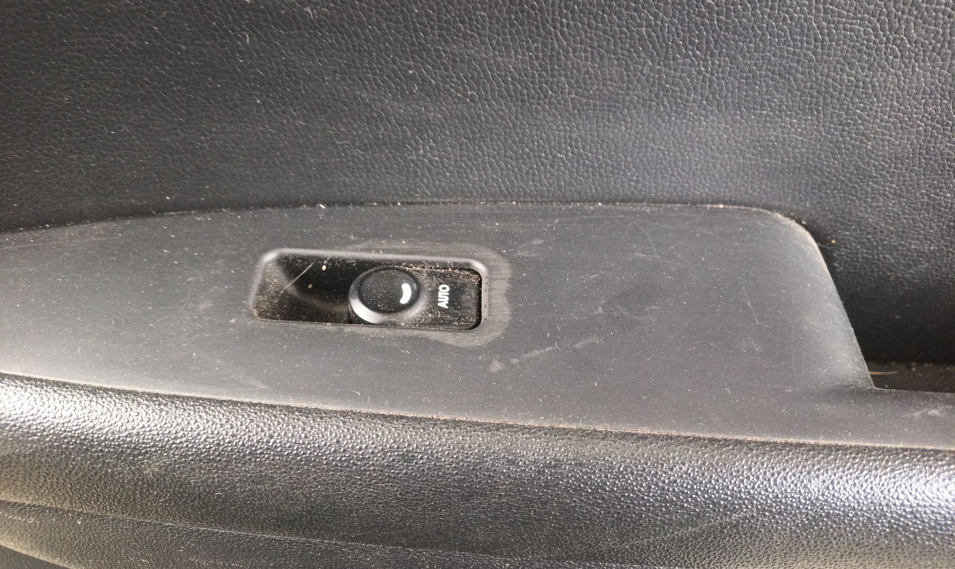GUARNECIDO PUERTA TRASERA DERECHA Hyundai i30 (FD)