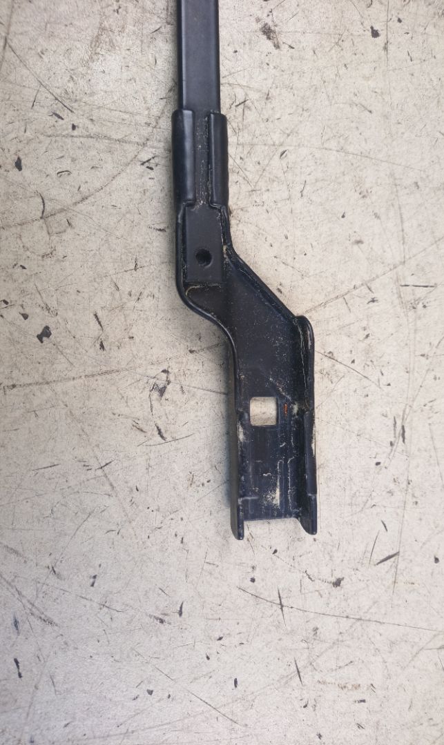 BRAZO LIMPIA DELANTERO DERECHO Hyundai i30 (FD)