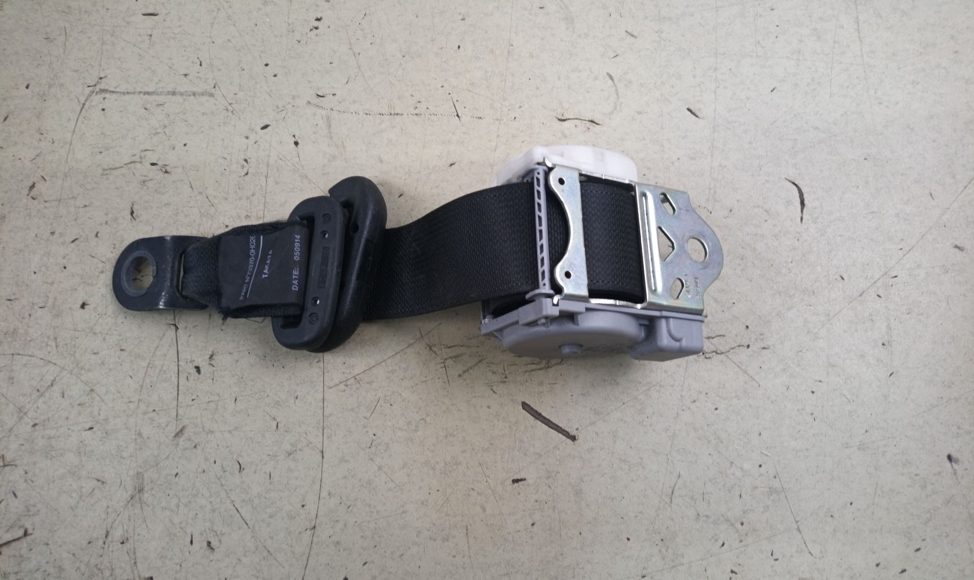 CINTURON SEGURIDAD TRASERO DERECHO Peugeot 108