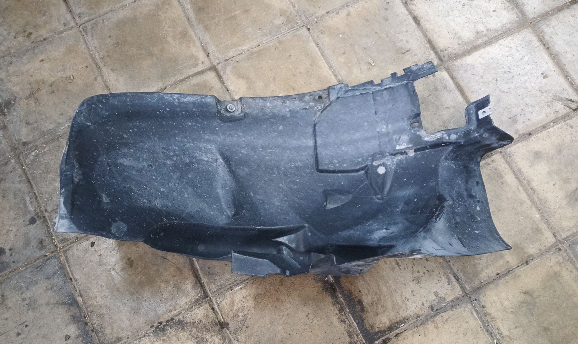 PASO RUEDA DELANTERO IZQUIERDO Mercedes-Benz A (BM 169)