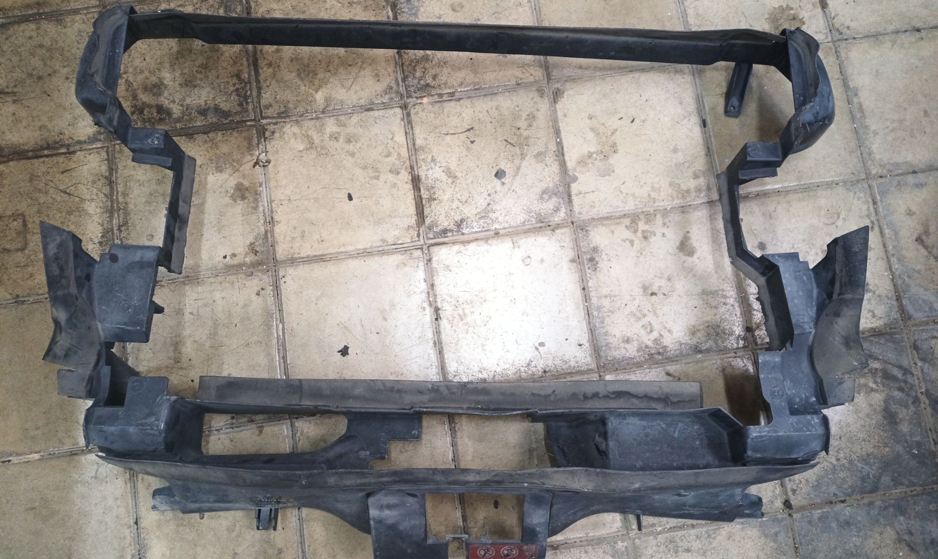 CANALIZADOR DE AIRE Mercedes-Benz A (BM 169)