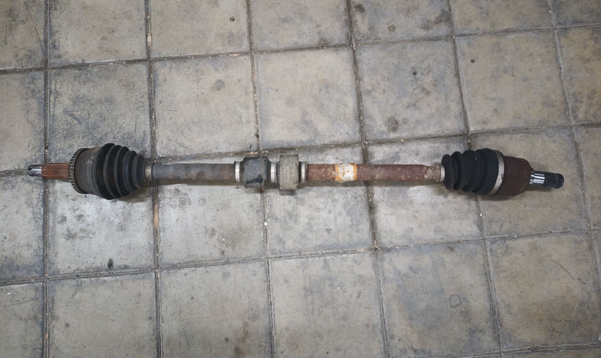TRANSMISION DELANTERA DERECHA Hyundai i30 (FD)