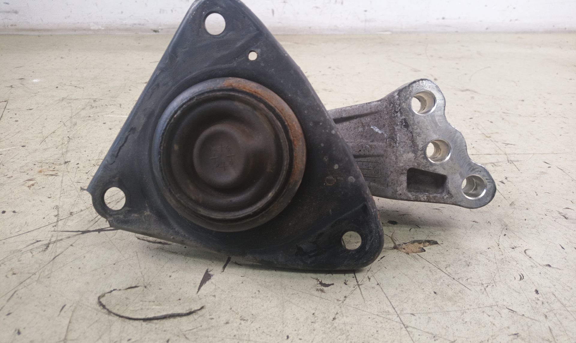 SOPORTE MOTOR DERECHO Hyundai i30 (FD)