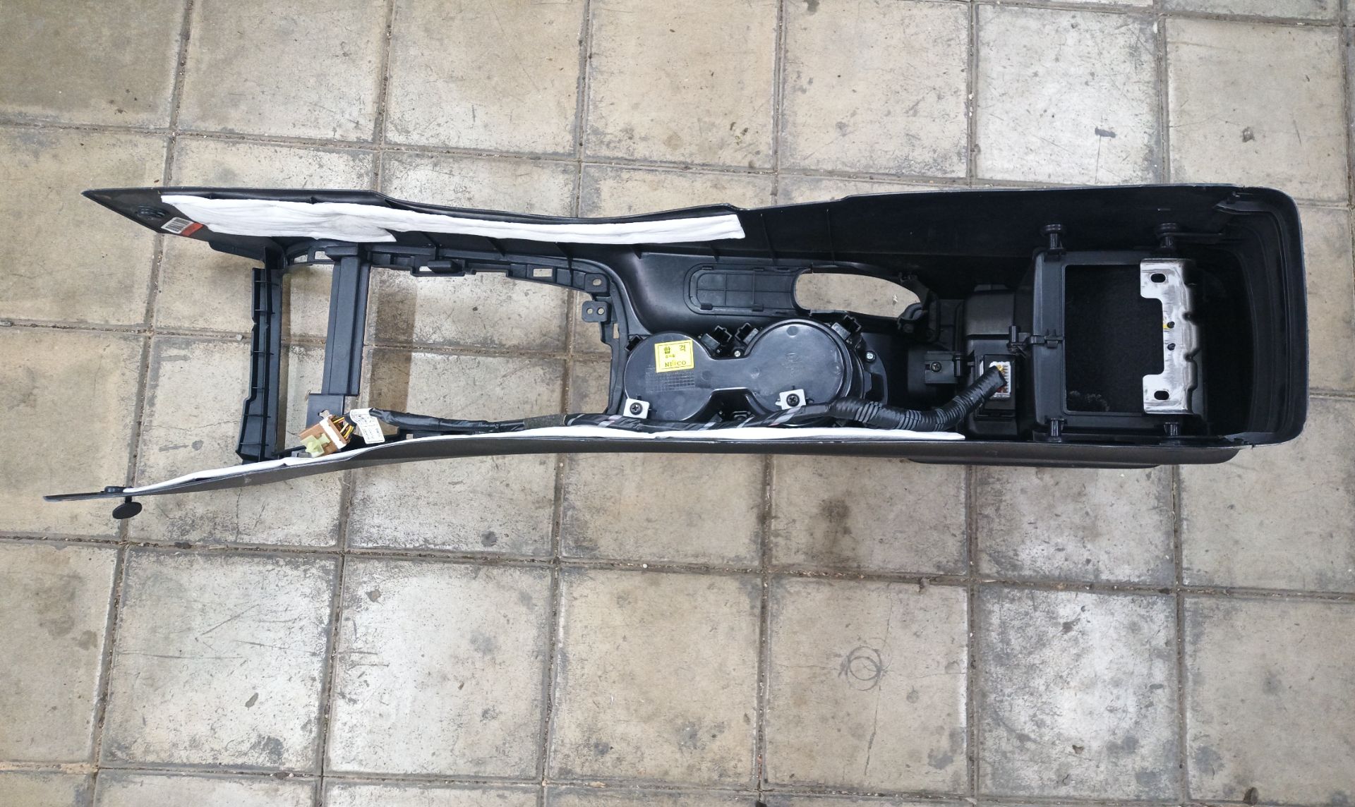 GUANECIDO CONSOLA CENTRAL Hyundai i30 (FD)