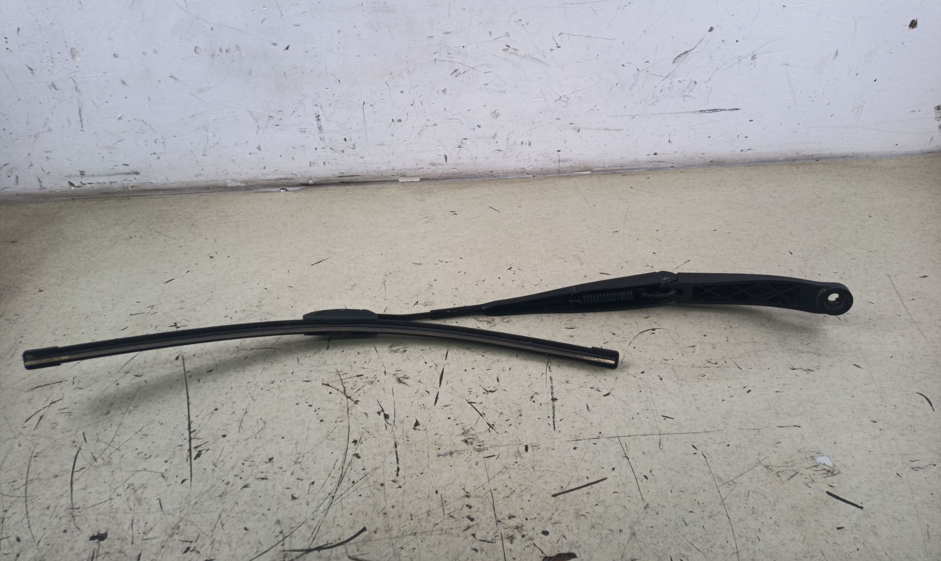 BRAZO LIMPIA DELANTERO IZQUIERDO Honda Accord Tourer (CW)