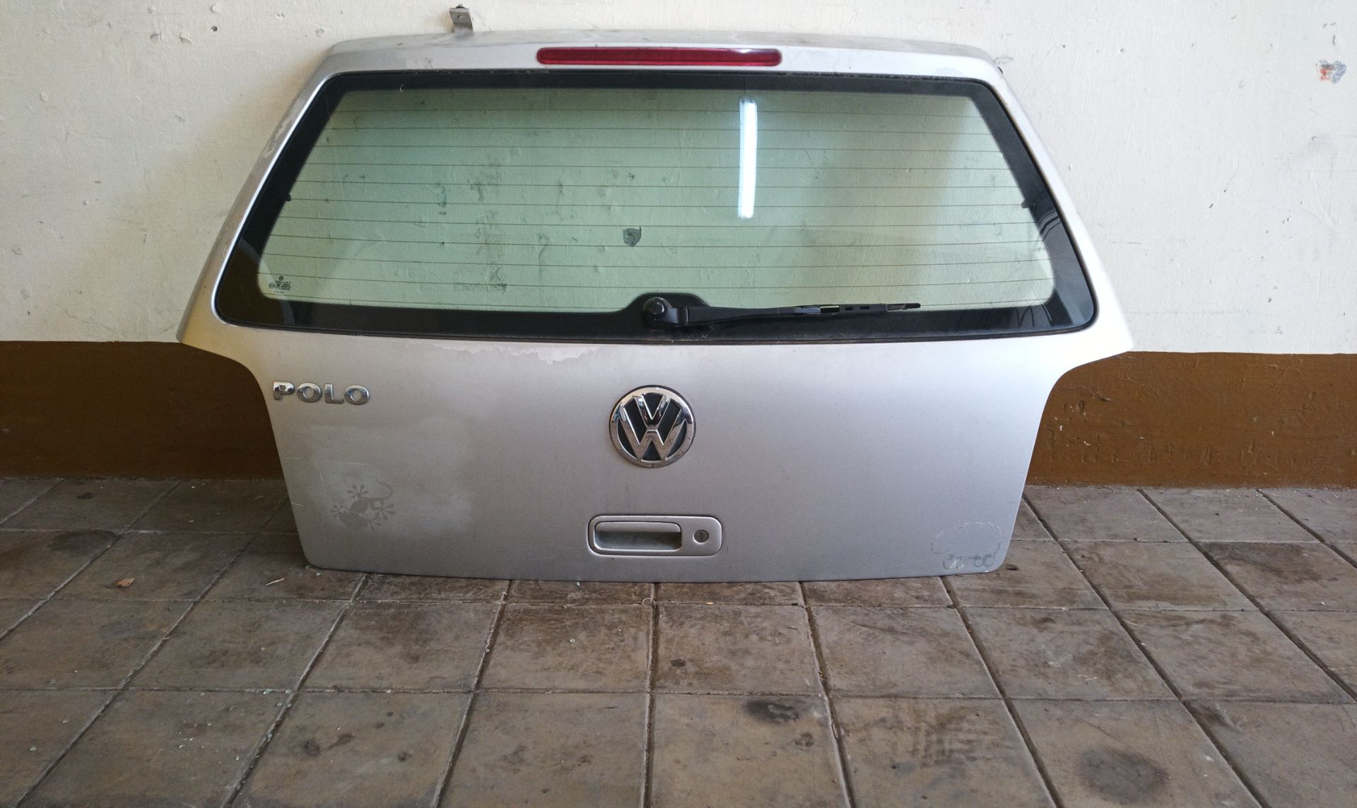 PORTON TRASERO