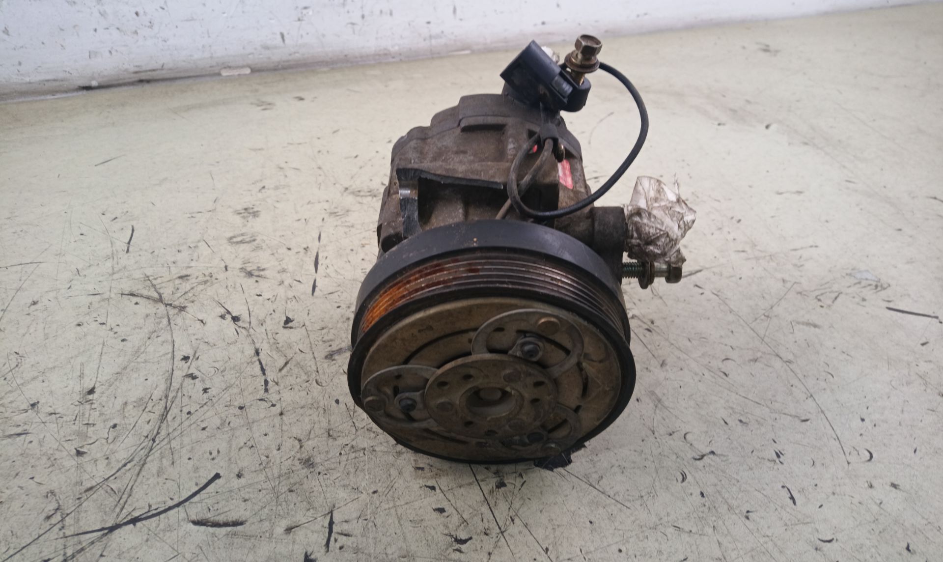 COMPRESOR AIRE ACONDICIONADO