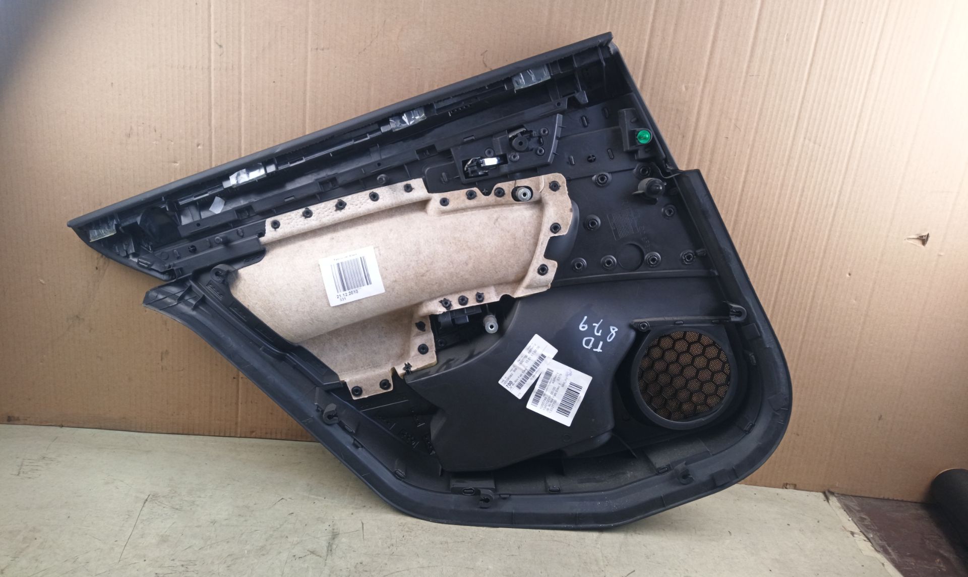 GUARNECIDO PUERTA TRASERA DERECHA Opel Insignia Berlina