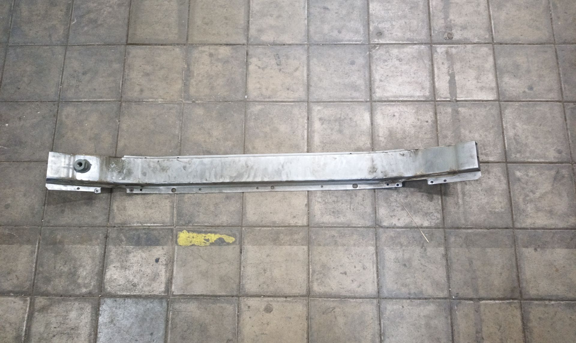 REFUERZO PARAGOLPES DELANTERO Opel Insignia Berlina