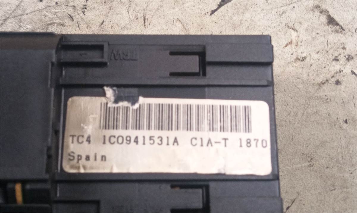 MANDO LUCES Volkswagen Golf IV Berlina (1J1)