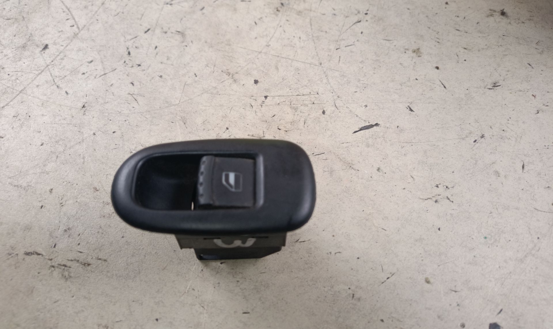 MANDO ELEVALUNAS DELANTERO IZQUIERDO Seat Leon (1M1)