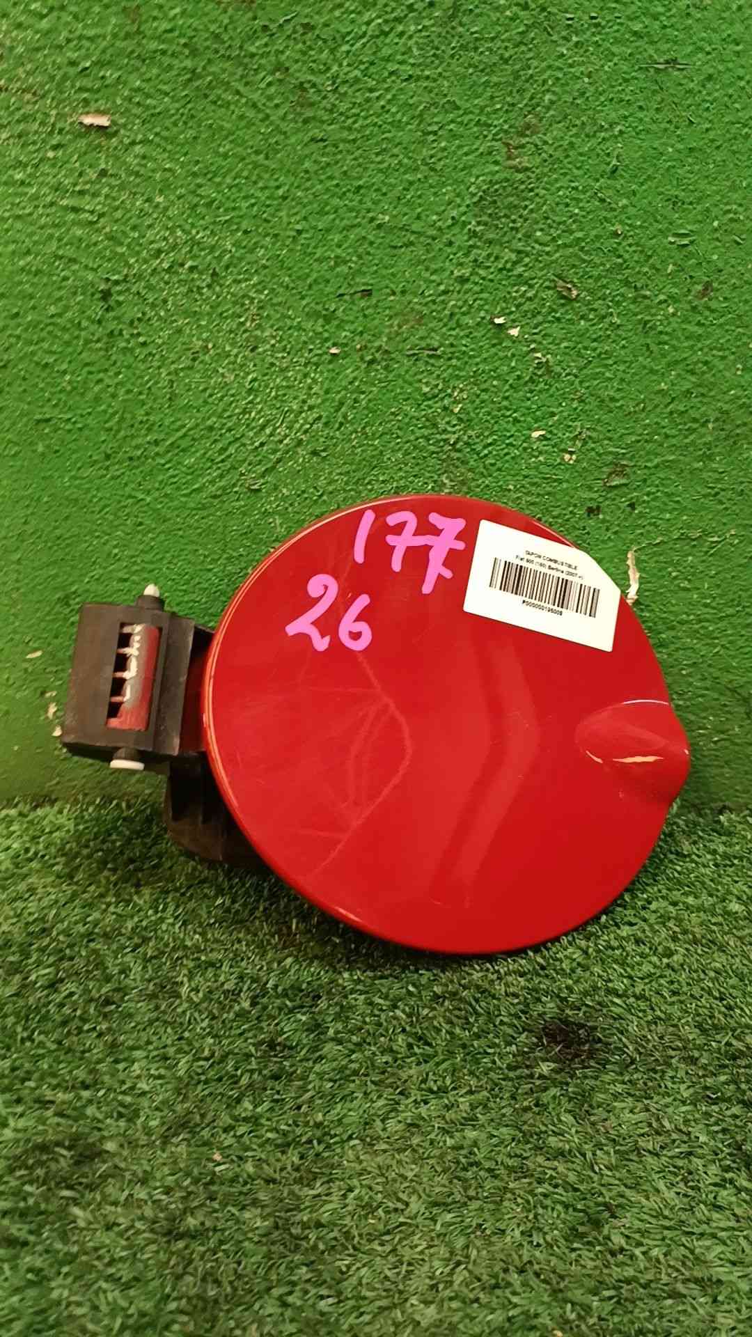 TAPON COMBUSTIBLE