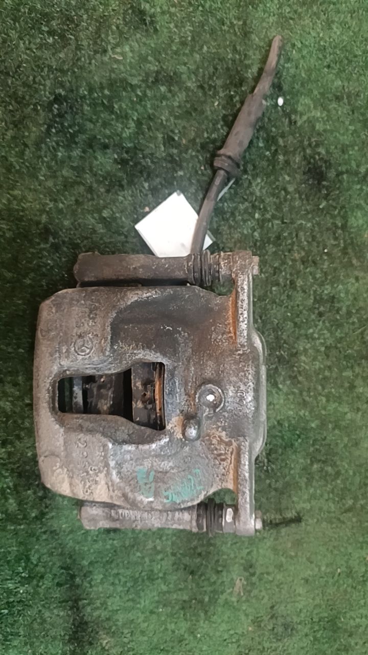PINZA DE FRENO DELANTERA IZQUIERDA