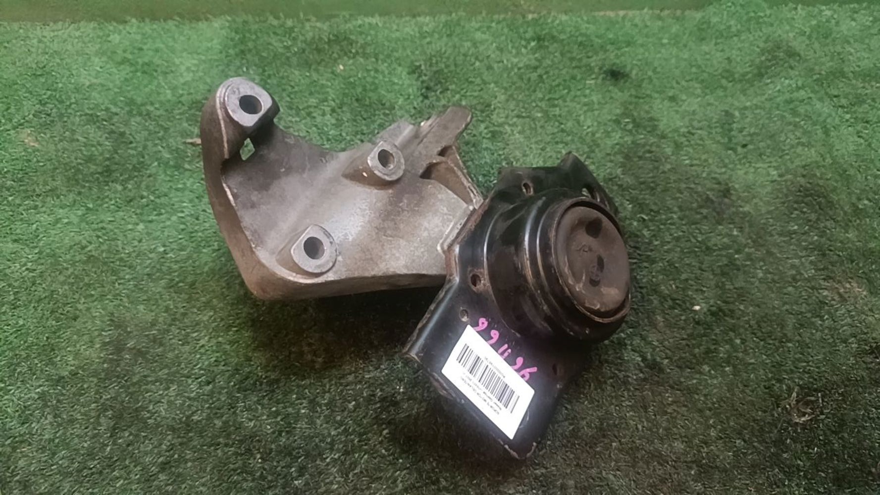 SOPORTE MOTOR DELANTERO