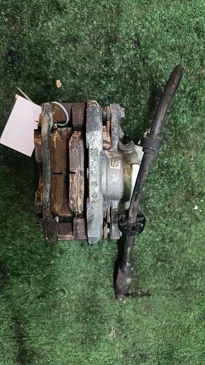 PINZA DE FRENO DELANTERA IZQUIERDA
