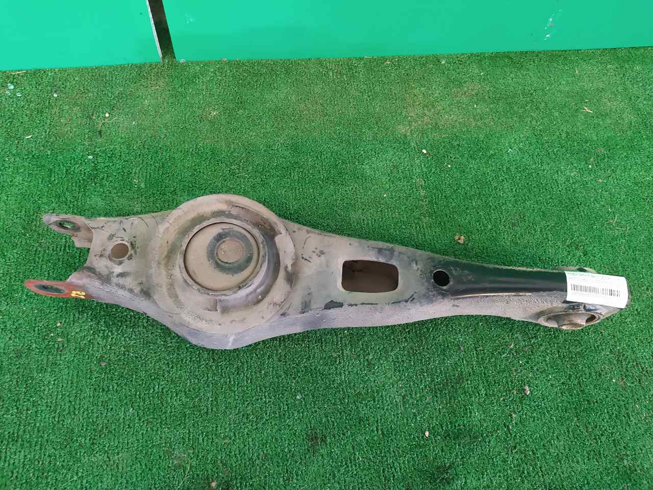 BRAZO SUSPENSION INFERIOR TRASERO IZQUIERDO