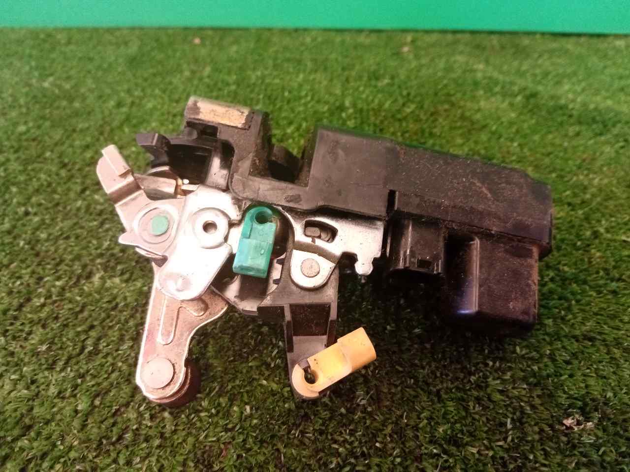 CERRADURA PUERTA DELANTERA IZQUIERDA