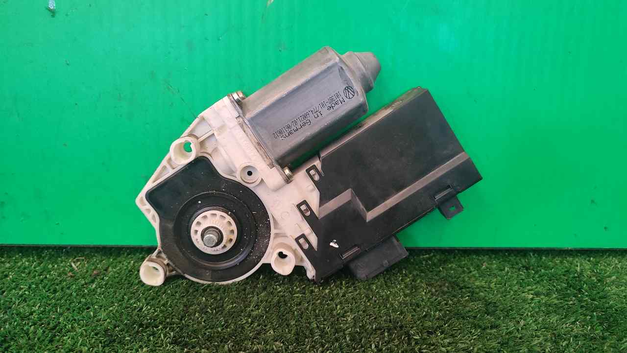 MOTOR ELEVALUNAS DELANTERO DERECHO
