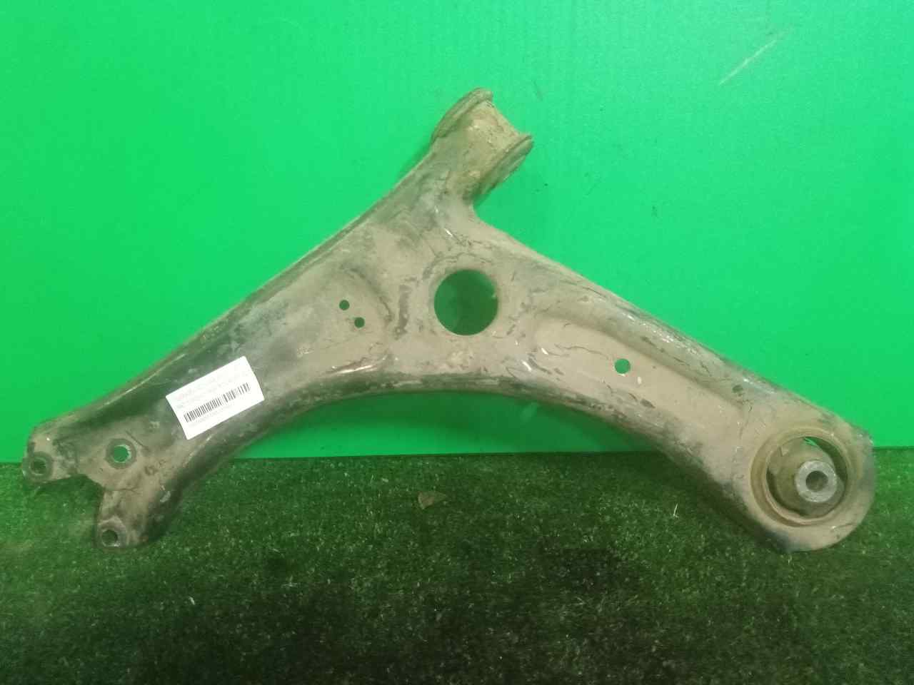 BRAZO SUSPENSION INFERIOR DELANTERO IZQUIERDO