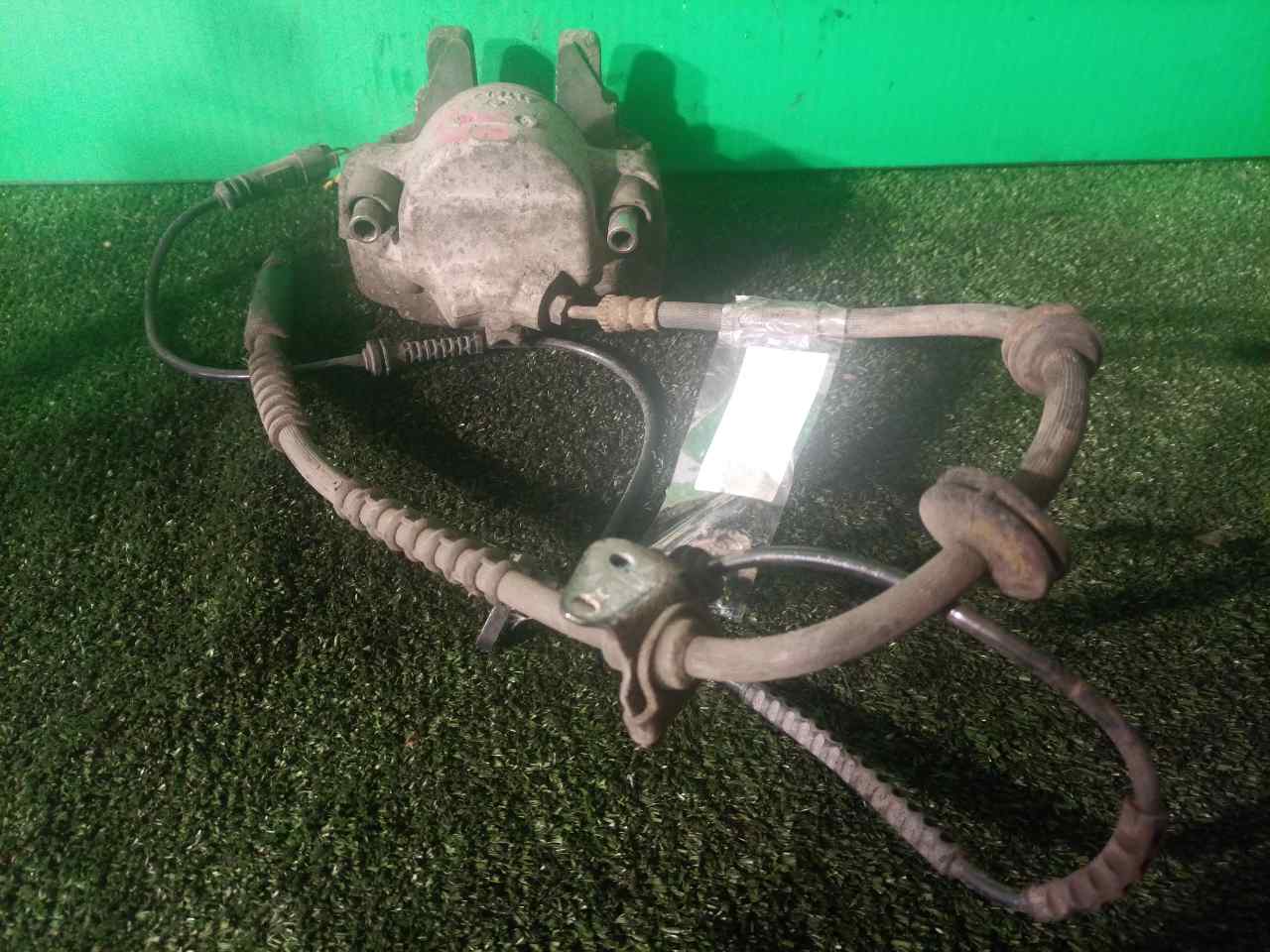 PINZA DE FRENO DELANTERA DERECHA