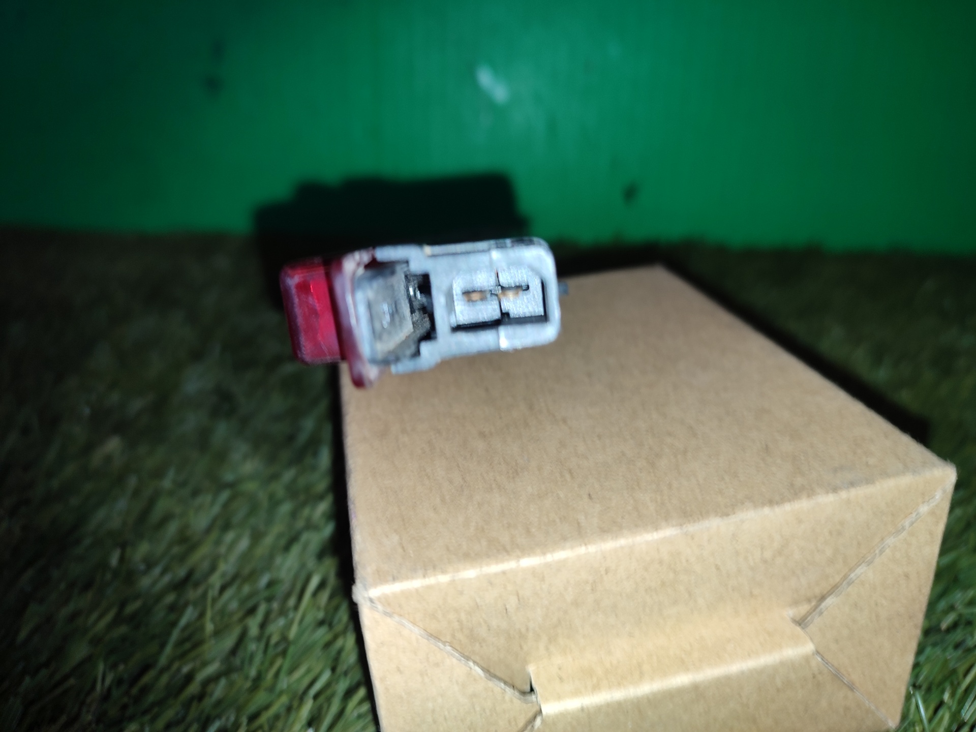 LUZ CENTRAL DE FRENO