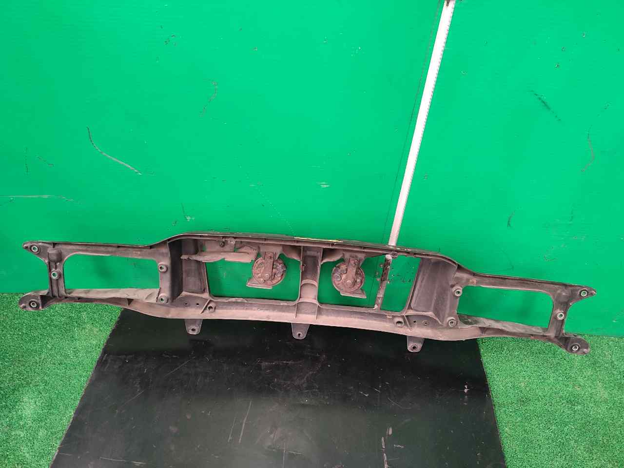 PANEL FRONTAL