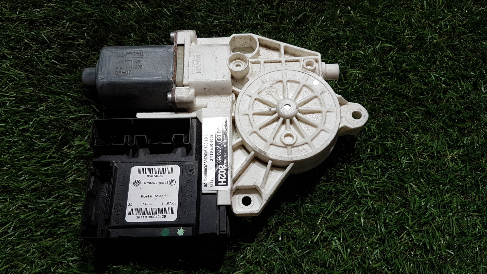 MOTOR ELEVALUNAS DELANTERO DERECHO
