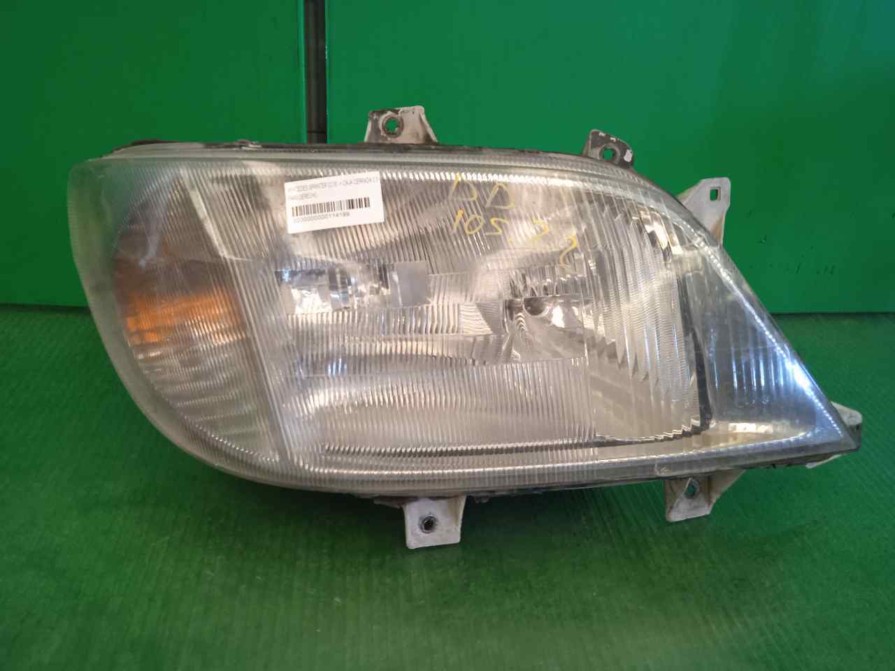 FARO DERECHO · Mercedes-Benz Sprinter Furgón · 0