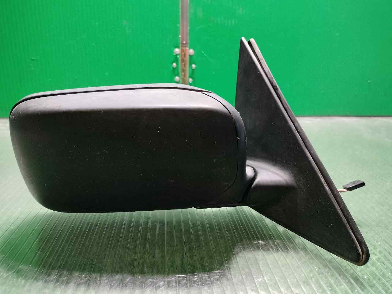 RETROVISOR DERECHO