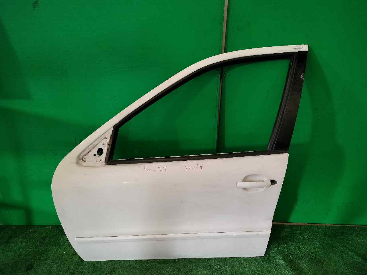 PUERTA DELANTERA IZQUIERDA