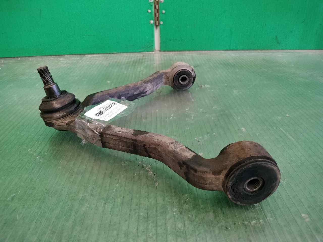 BRAZO SUSPENSION SUPERIOR DELANTERO IZQUIERDO