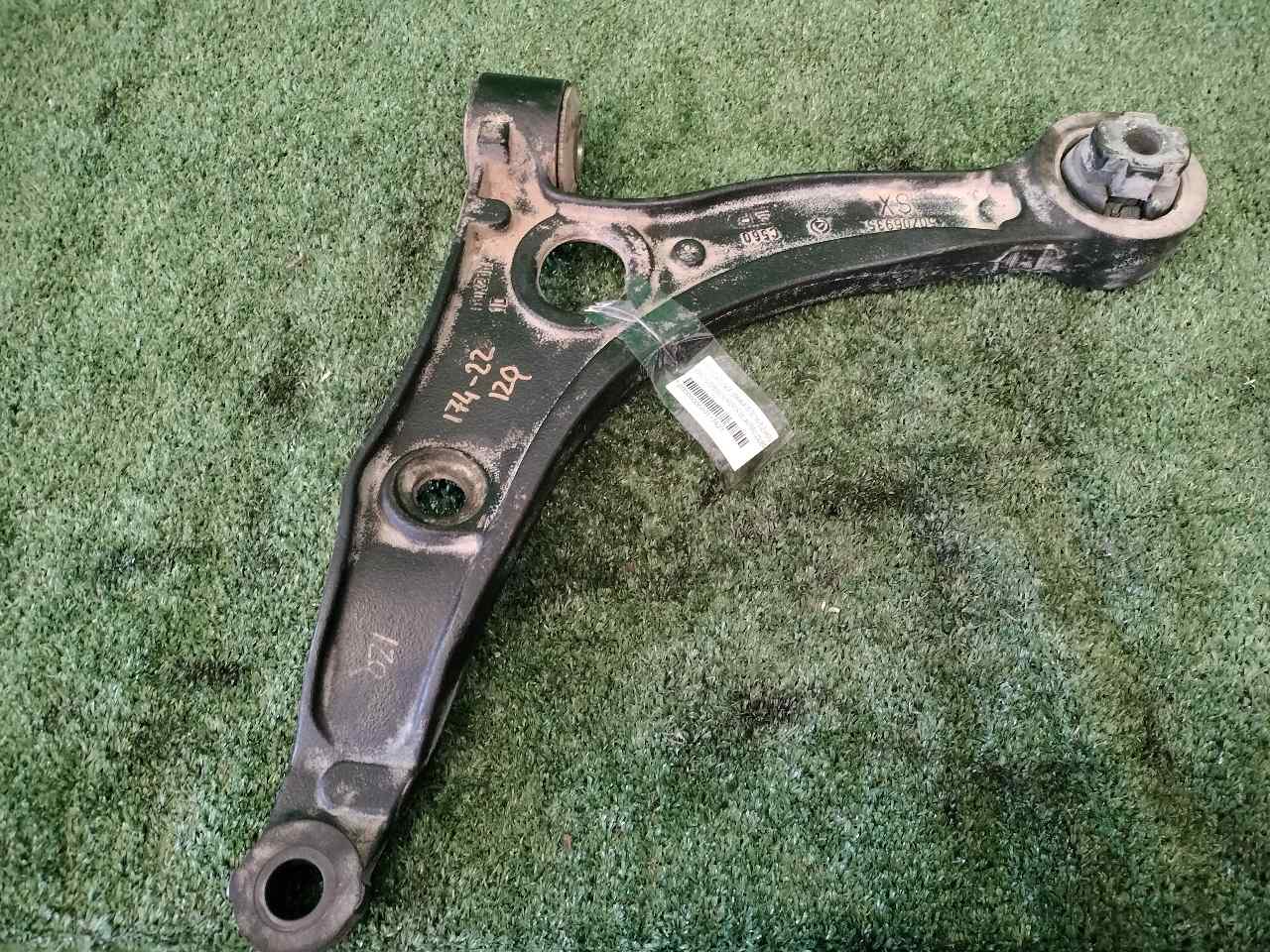 BRAZO SUSPENSION INFERIOR DELANTERO IZQUIERDO