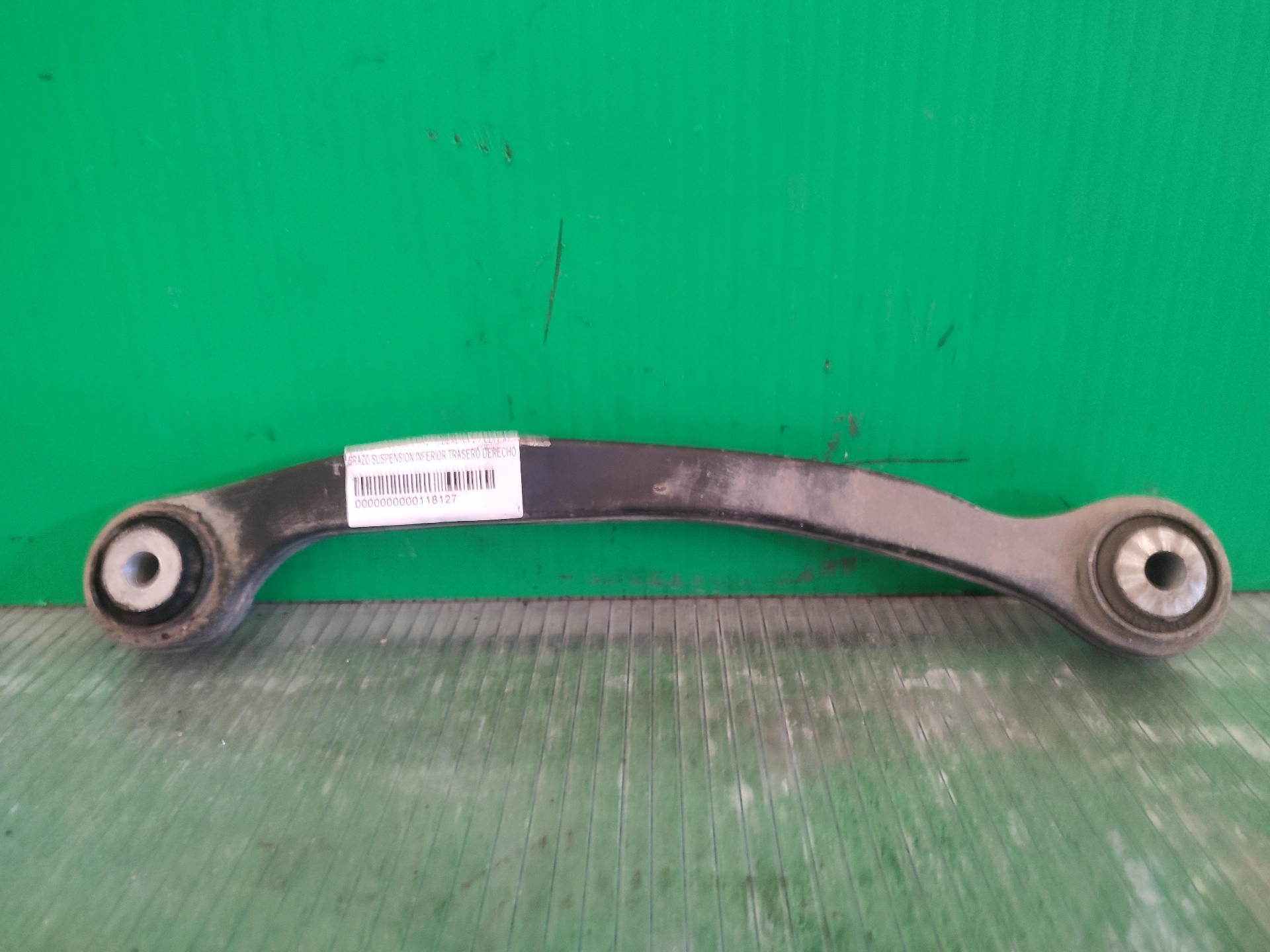 BRAZO SUSPENSION INFERIOR TRASERO DERECHO