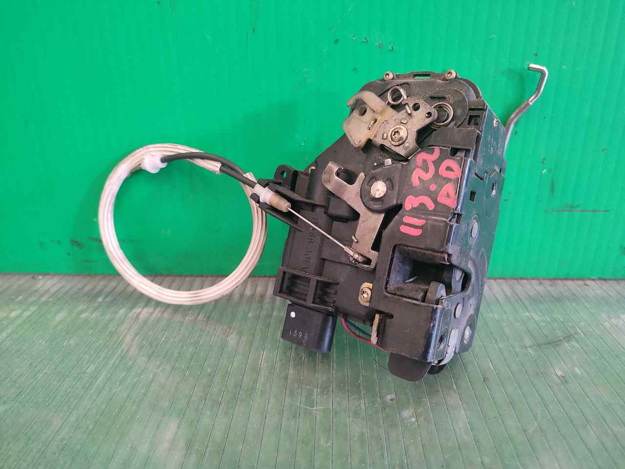 CERRADURA PUERTA DELANTERA DERECHA