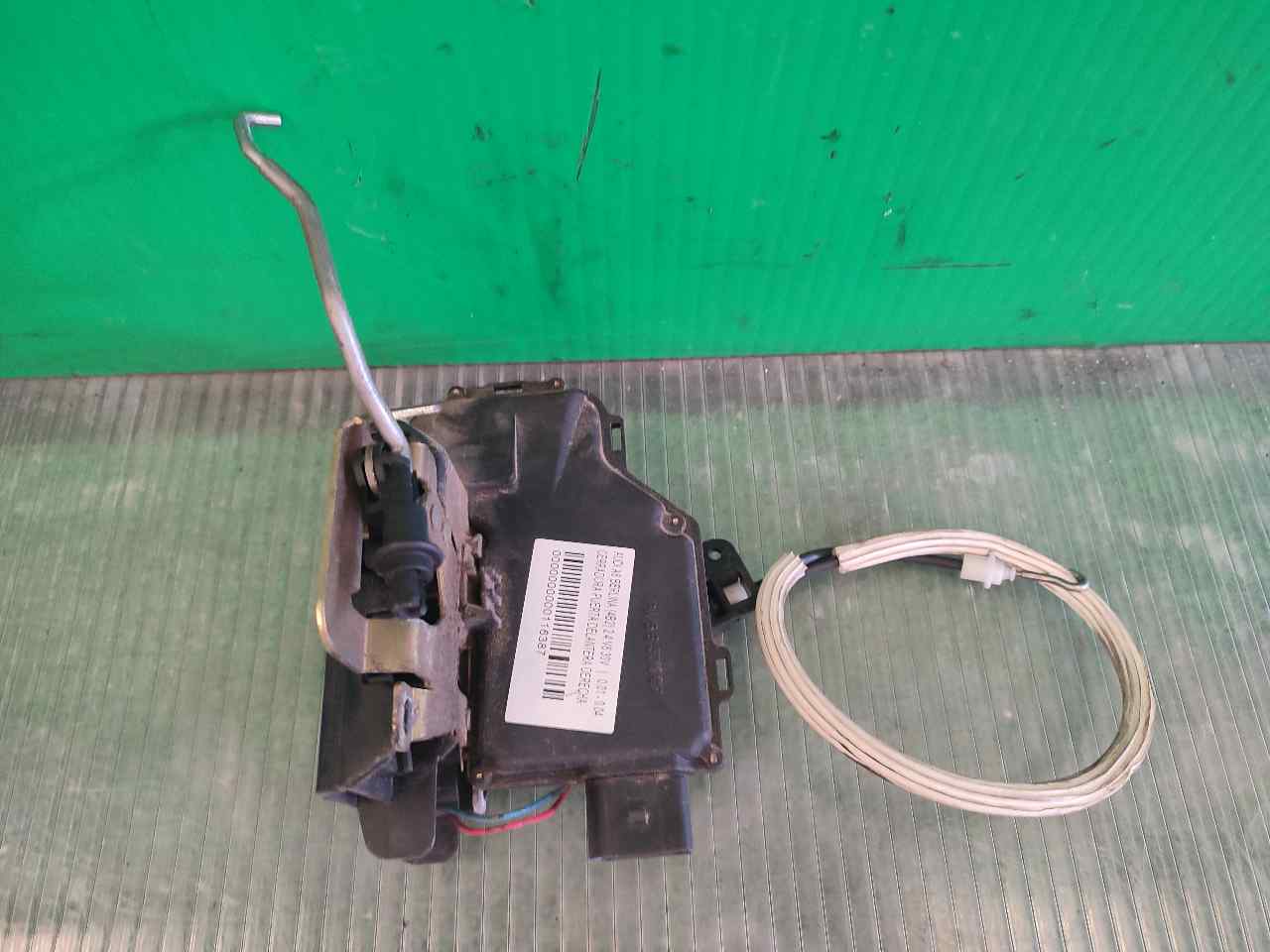 CERRADURA PUERTA DELANTERA DERECHA