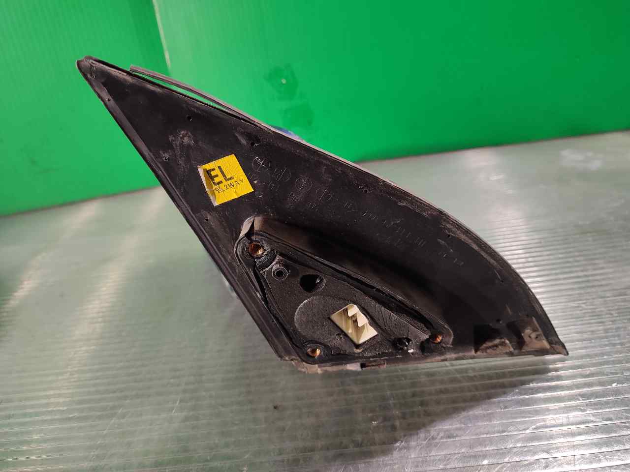 RETROVISOR IZQUIERDO
