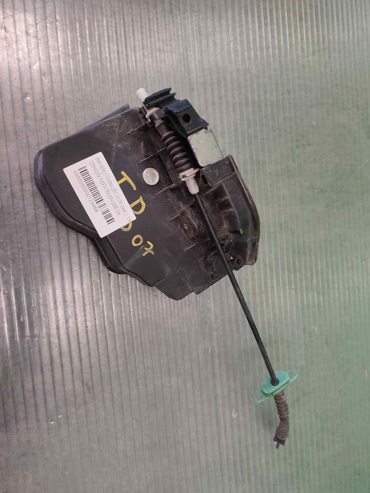 CERRADURA PUERTA TRASERA DERECHA