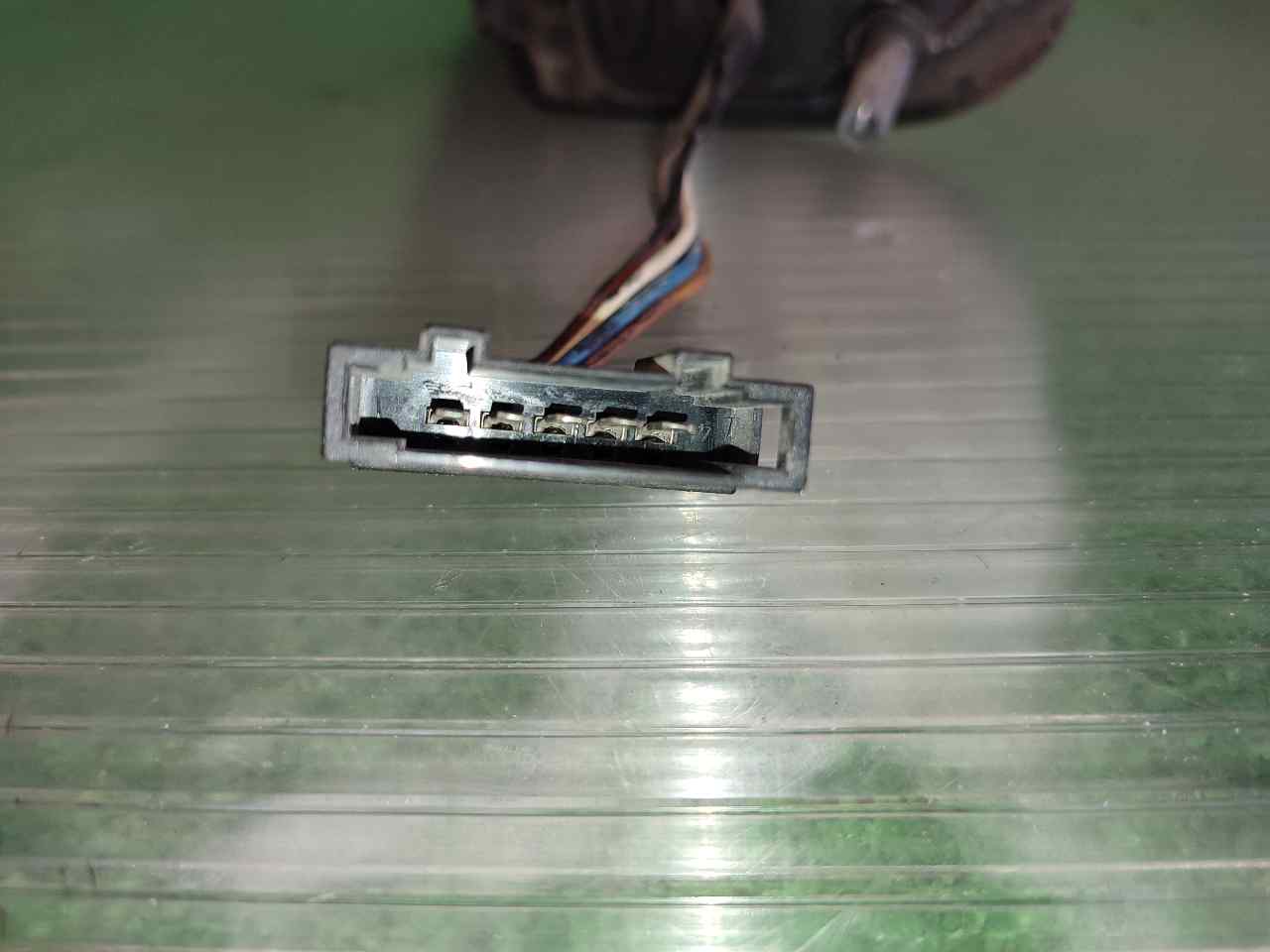 RETROVISOR IZQUIERDO