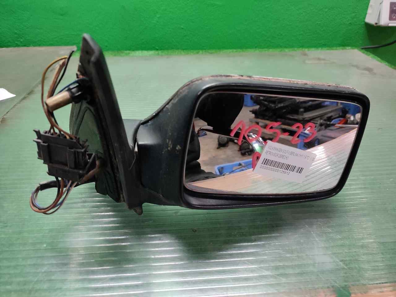 RETROVISOR DERECHO