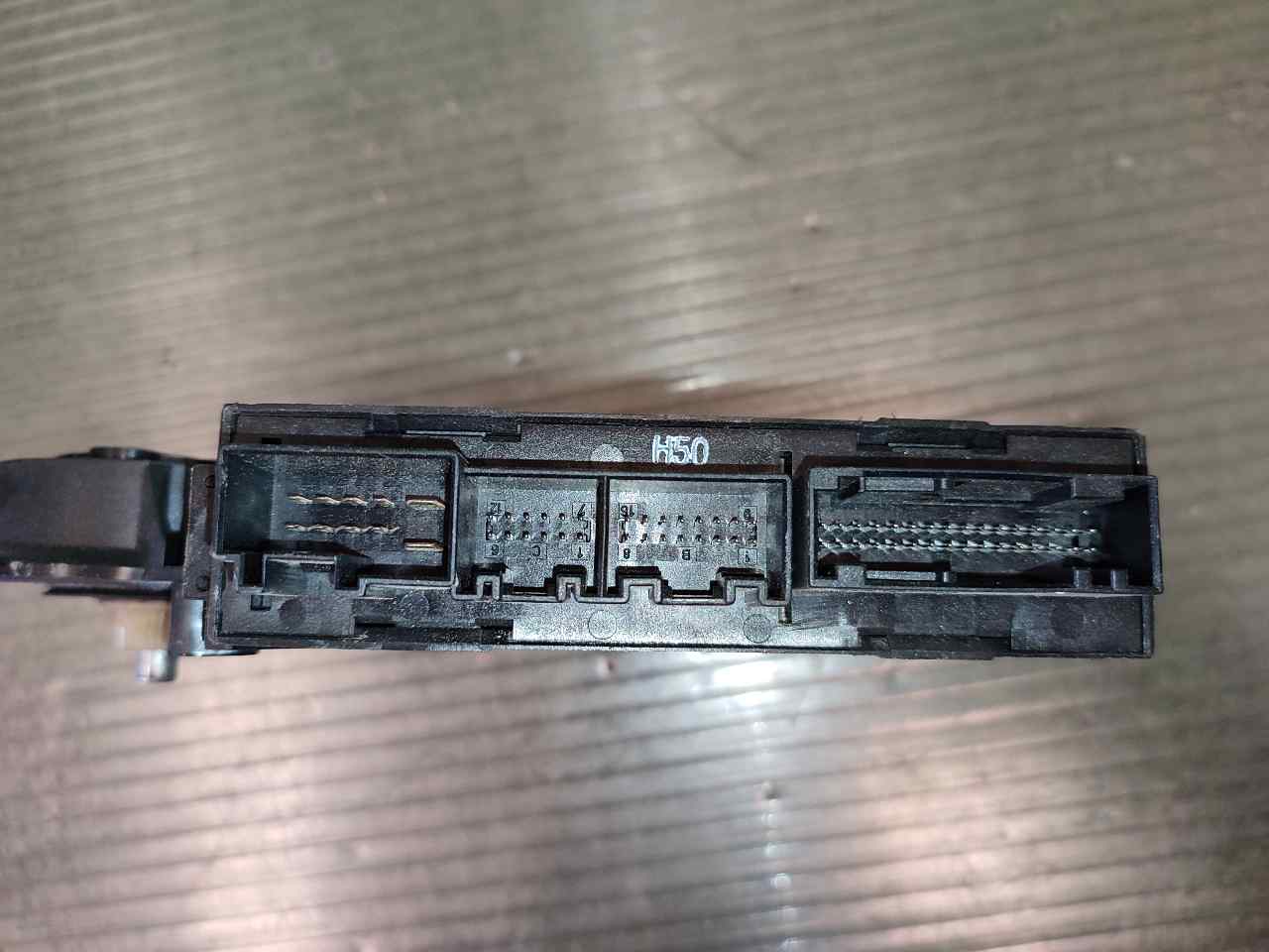 MOTOR ELEVALUNAS DELANTERO DERECHO