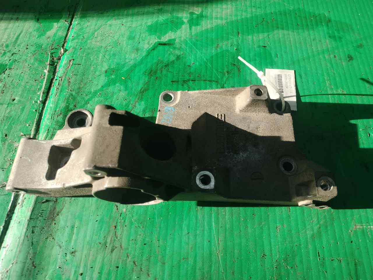 SOPORTE ALTERNADOR