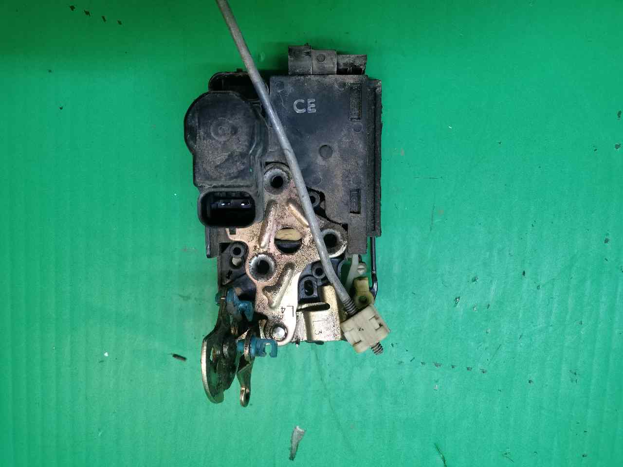 CERRADURA PUERTA DELANTERA IZQUIERDA
