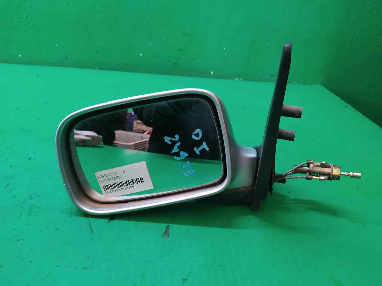 RETROVISOR IZQUIERDO