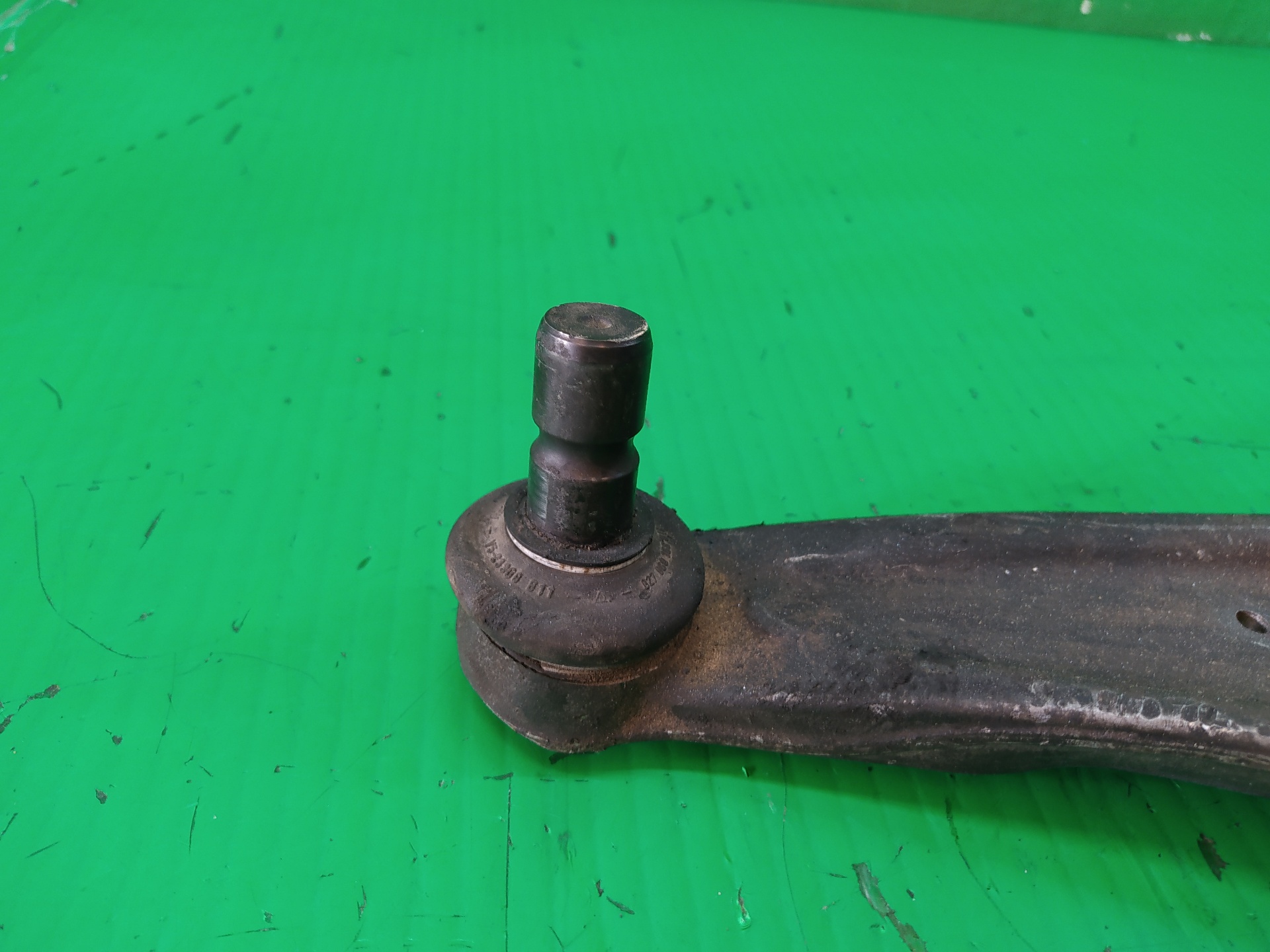 Tienda BRAZO SUSPENSION INFERIOR DELANTERO IZQUIERDO