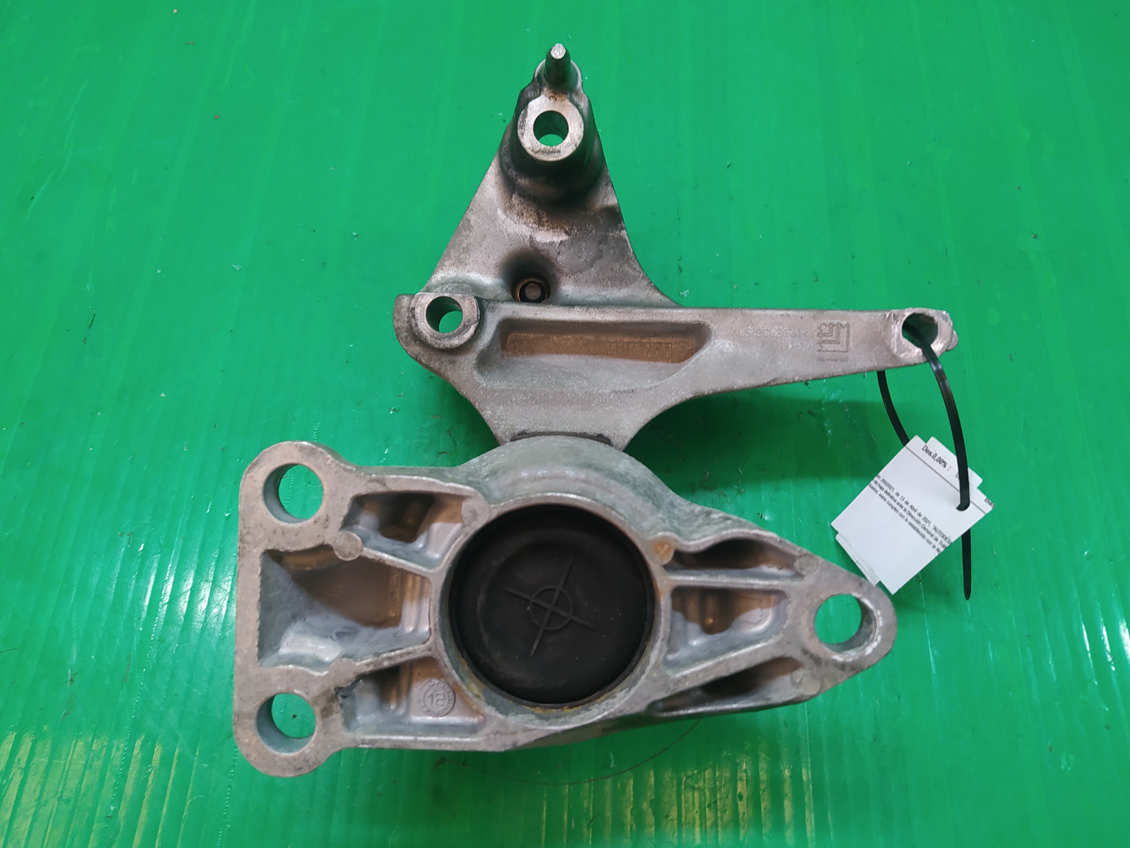 SOPORTE MOTOR DERECHO