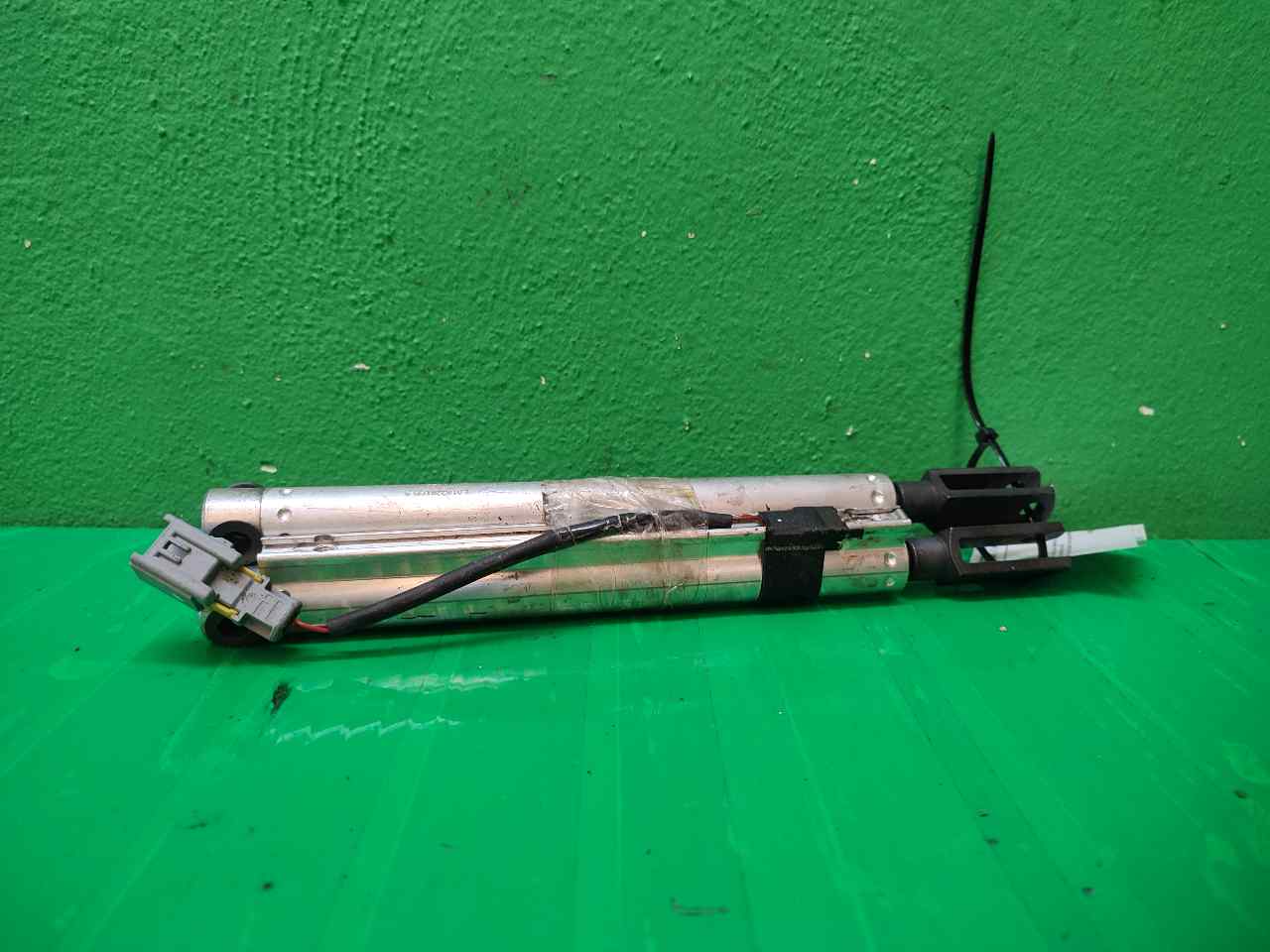 AMORTIGUADORES MALETERO / PORTON