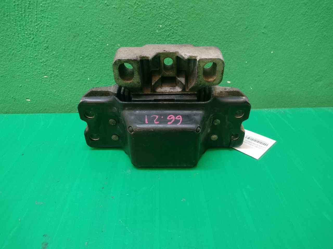 SOPORTE MOTOR DERECHO
